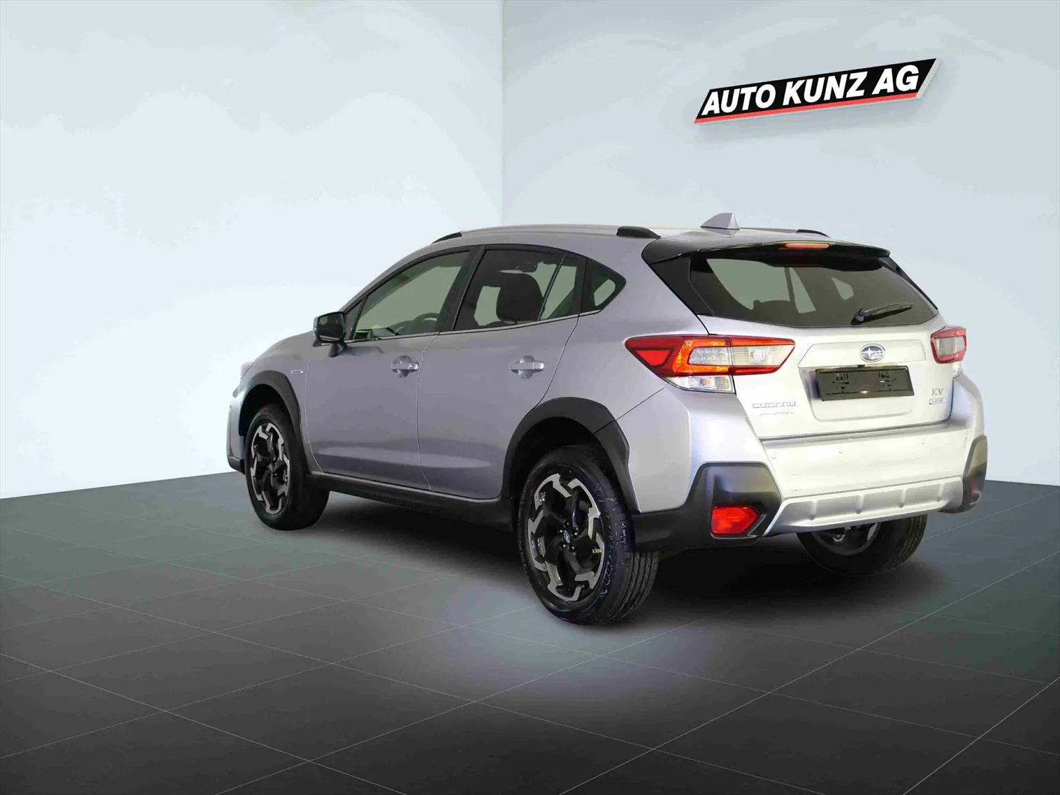 Subaru XV 2.0i e-Boxer Swiss Plus AWD  Image 2