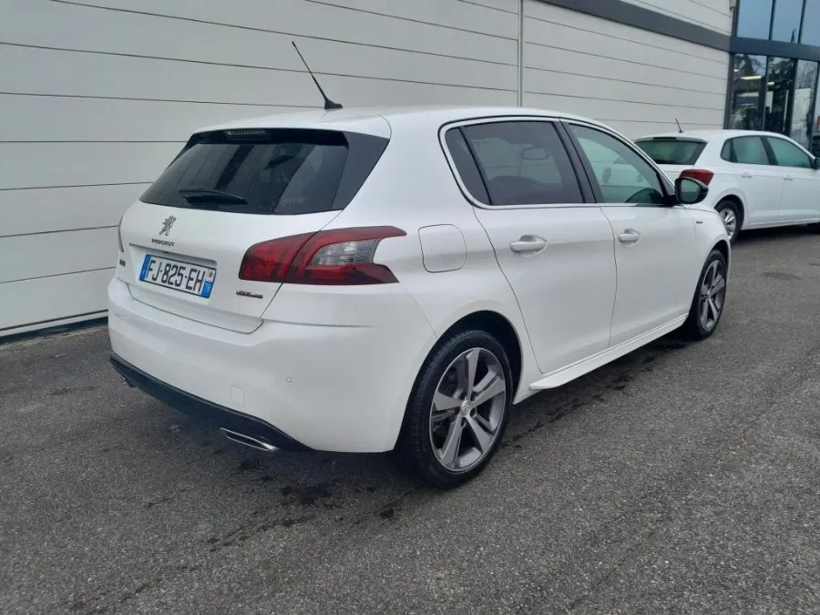 Peugeot 308 1.2 PureTech 130 GT LINE Image 2