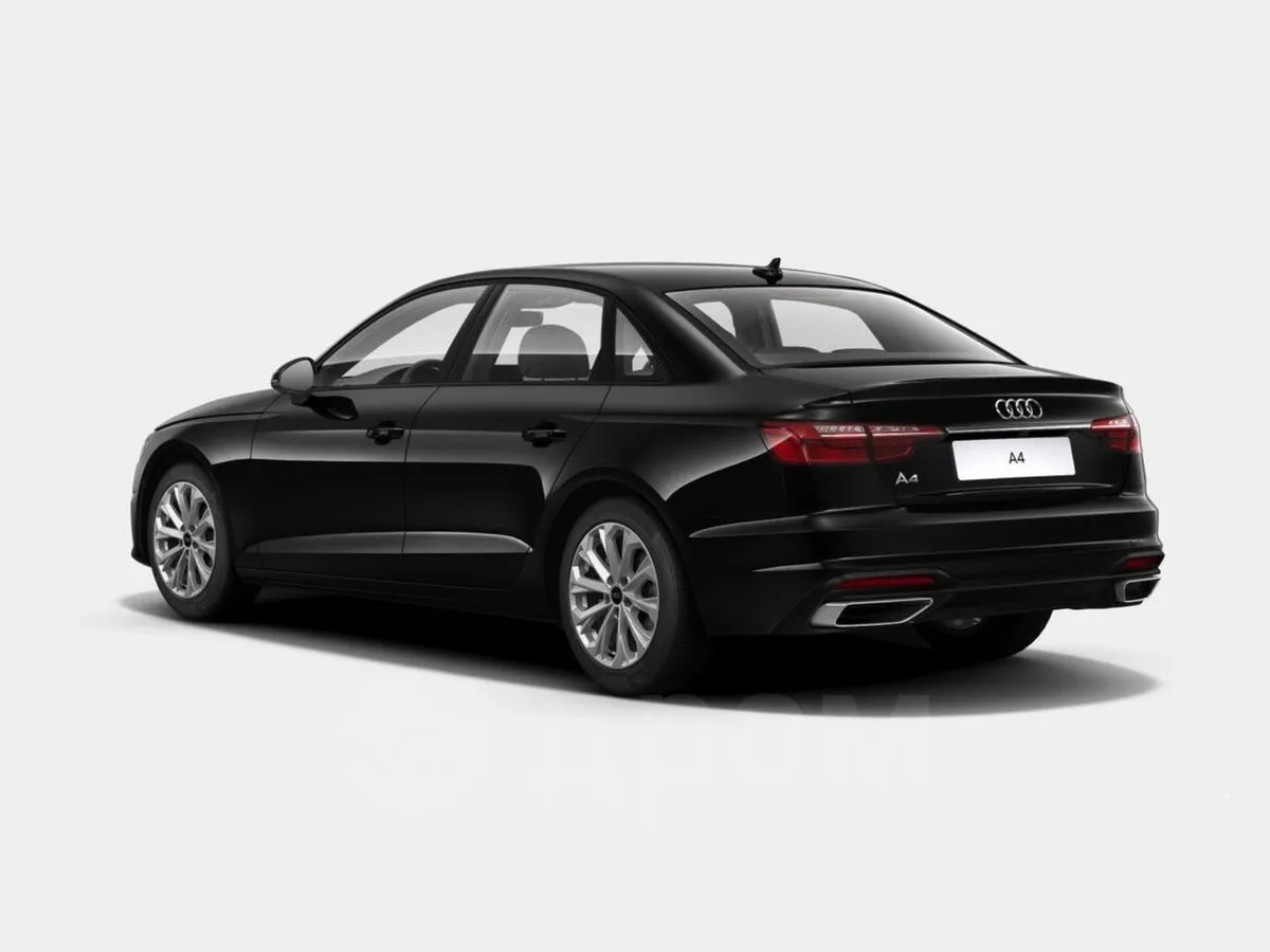 Audi A4 2.0 45 TFSI quattro S tronic Design Image 3